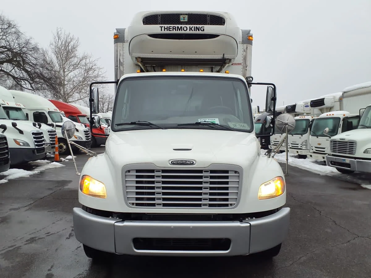 2020 Freightliner M2 106 in Springfield, MA — photo 2