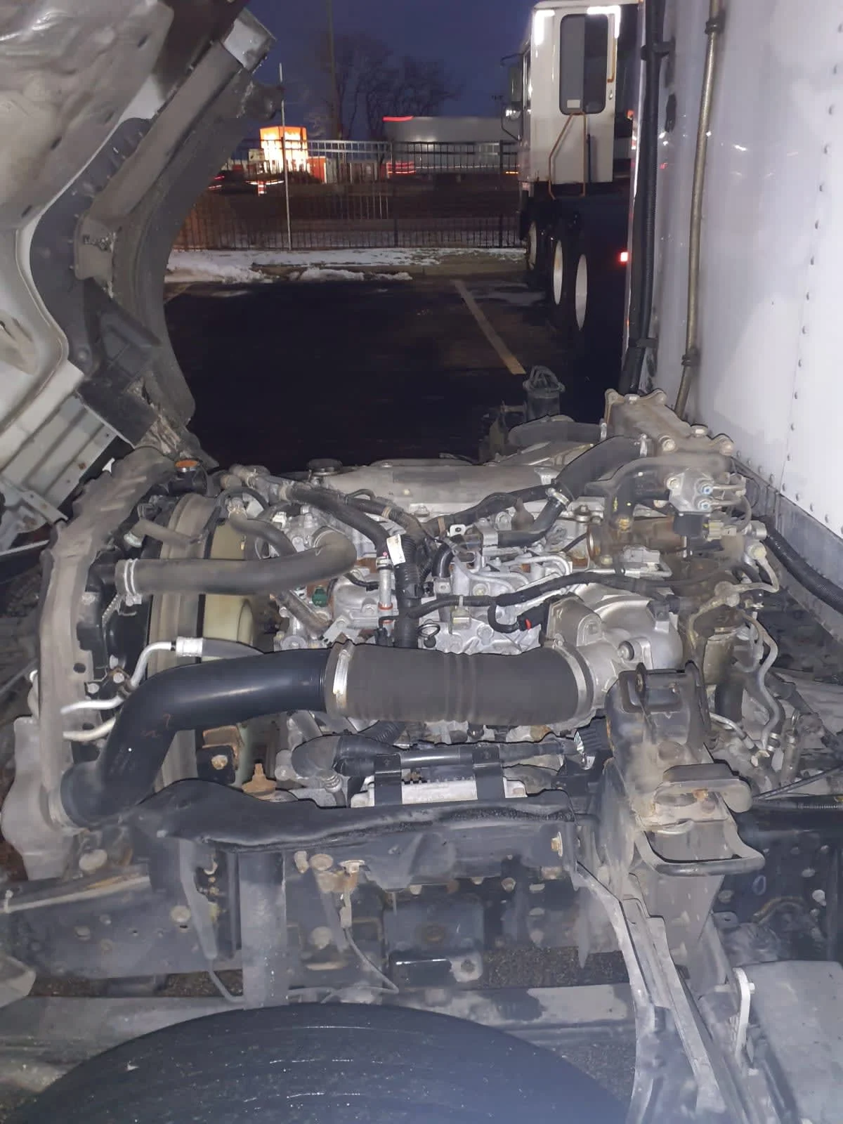 2019 Isuzu NPR - image 10