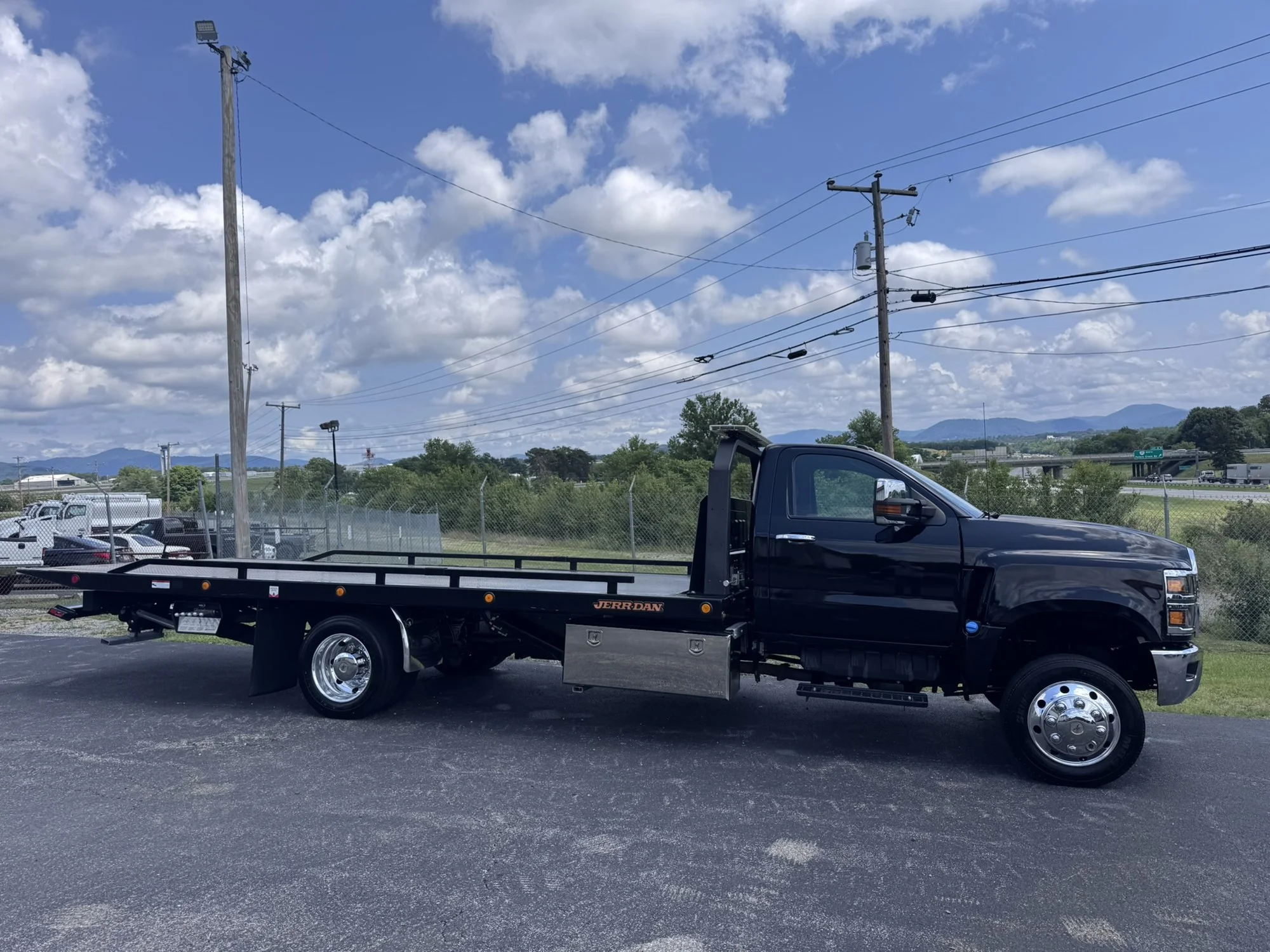 2022 Chevrolet in Richmond, VA — photo 3