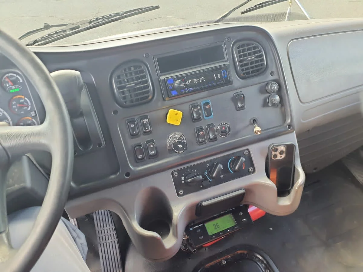 2020 Freightliner M2 106 in Springfield, MA — photo 8
