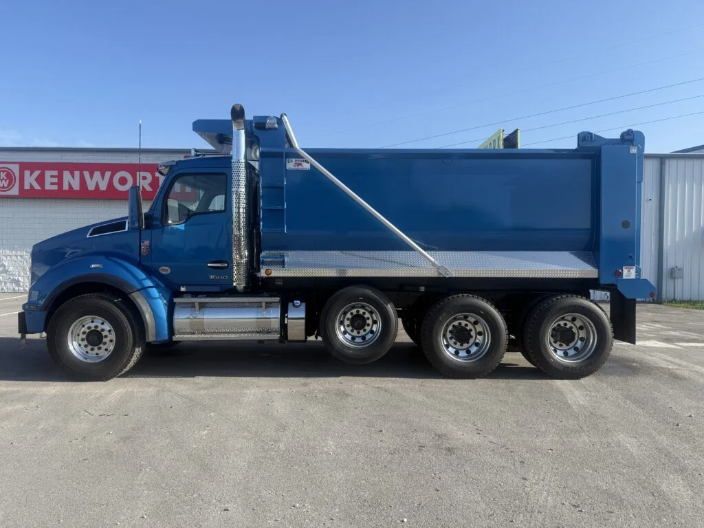 2027 Kenworth in Gulfport, MS — photo 2