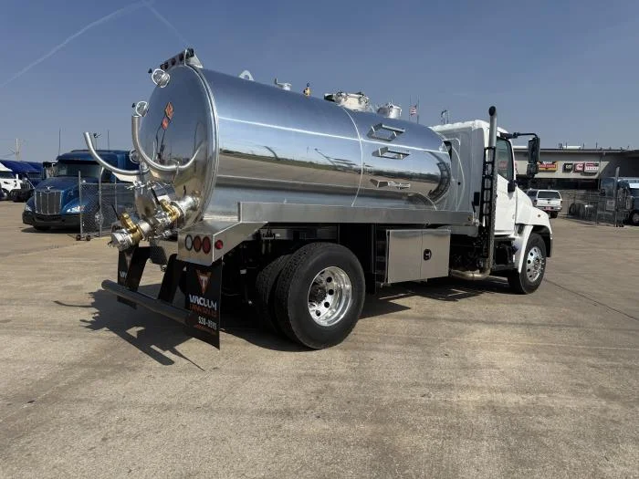 2026 Hino L6 - image 12