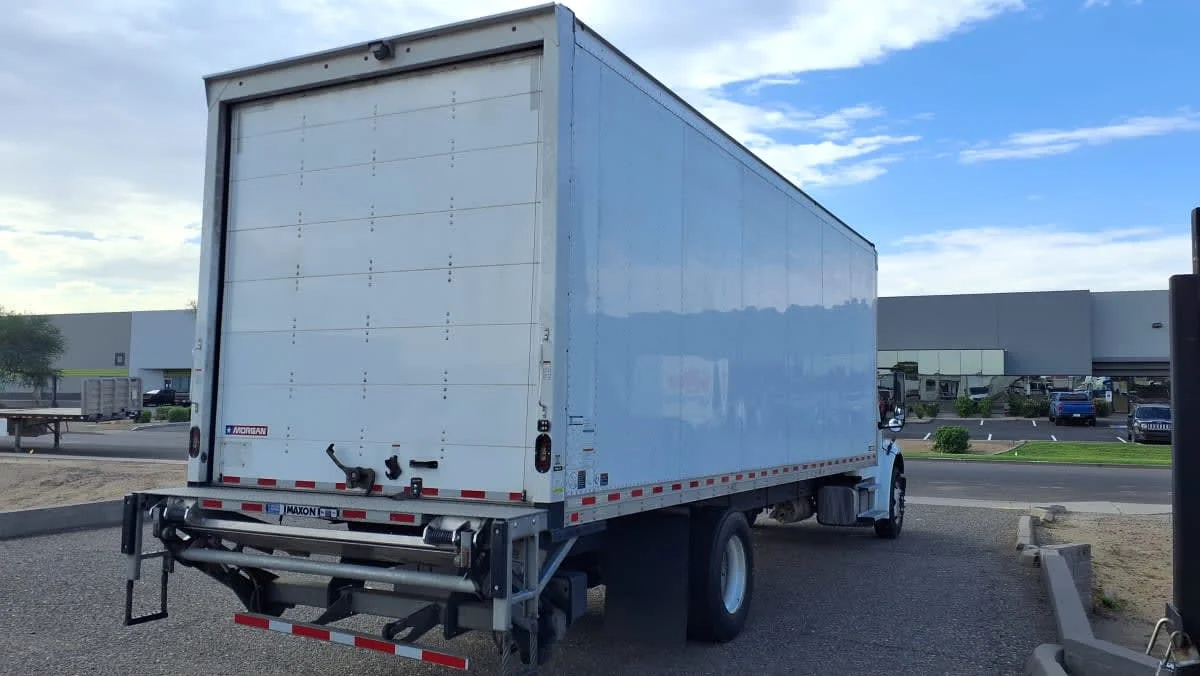 2023 Freightliner M2 106 in Phoenix, AZ — photo 4