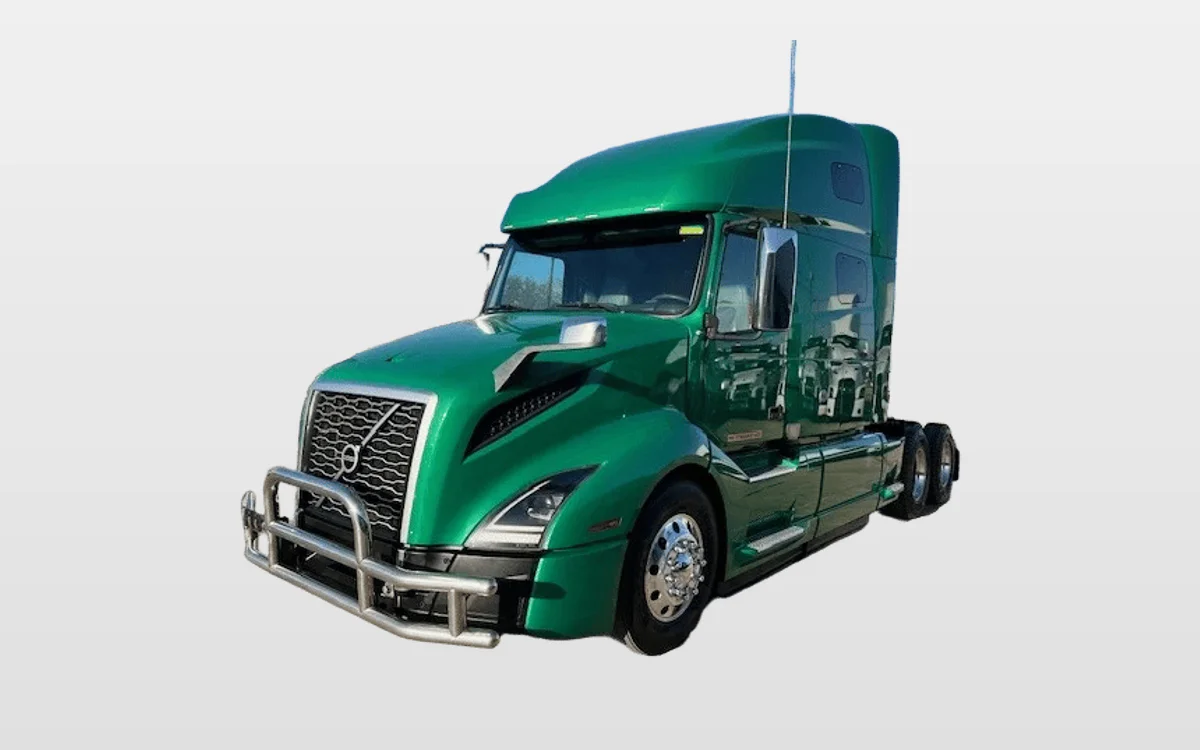 2021 Volvo - image 1