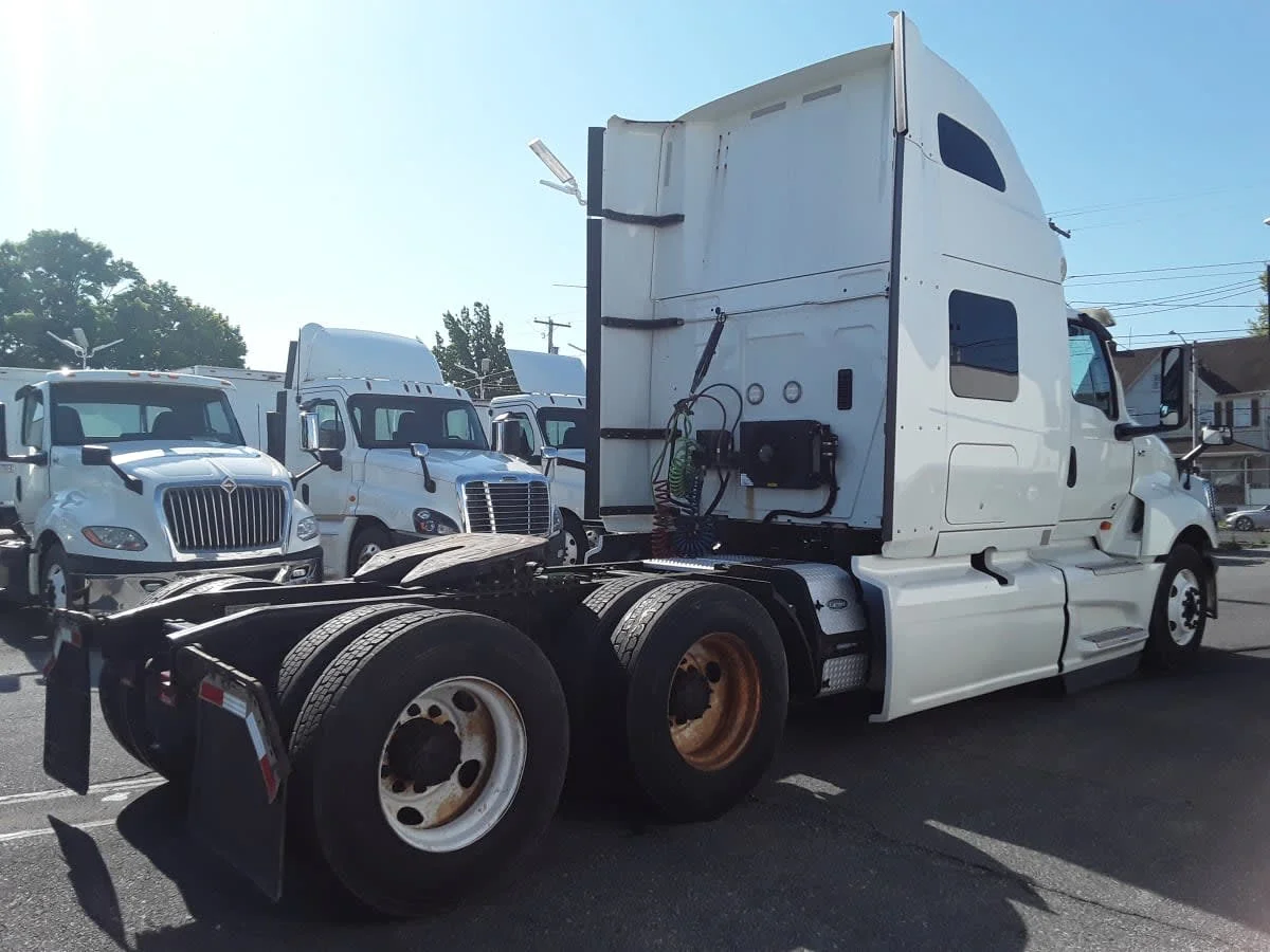 2020 International LT in Allentown, PA — photo 4