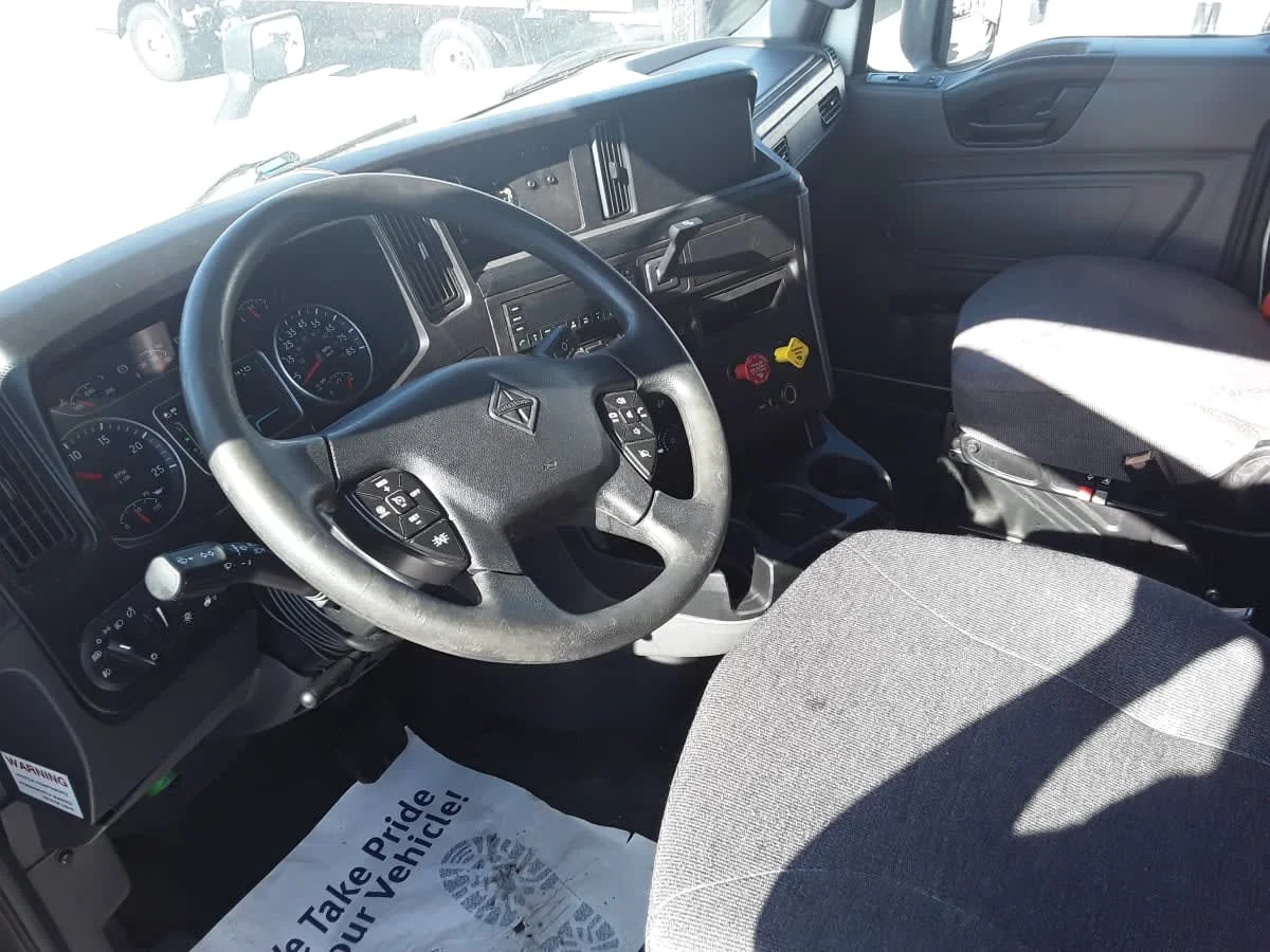 2020 International LT in Allentown, PA — photo 7
