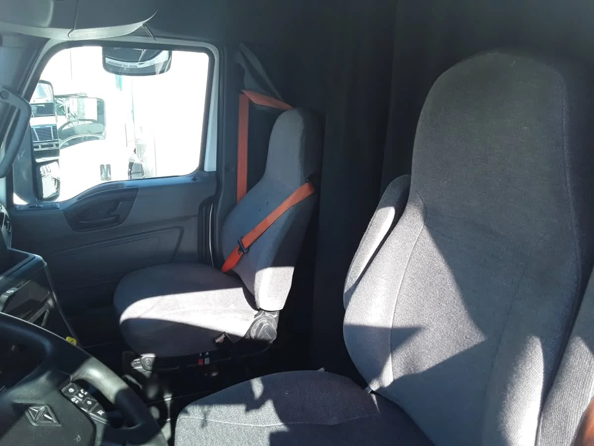 2020 International LT in Allentown, PA — photo 11