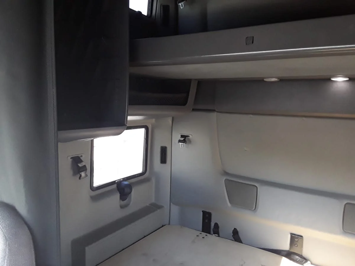 2020 International LT in Allentown, PA — photo 12