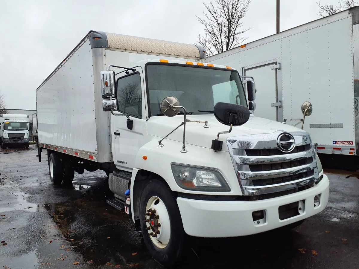 2016 Hino 338 in Bolingbrook, IL — photo 3