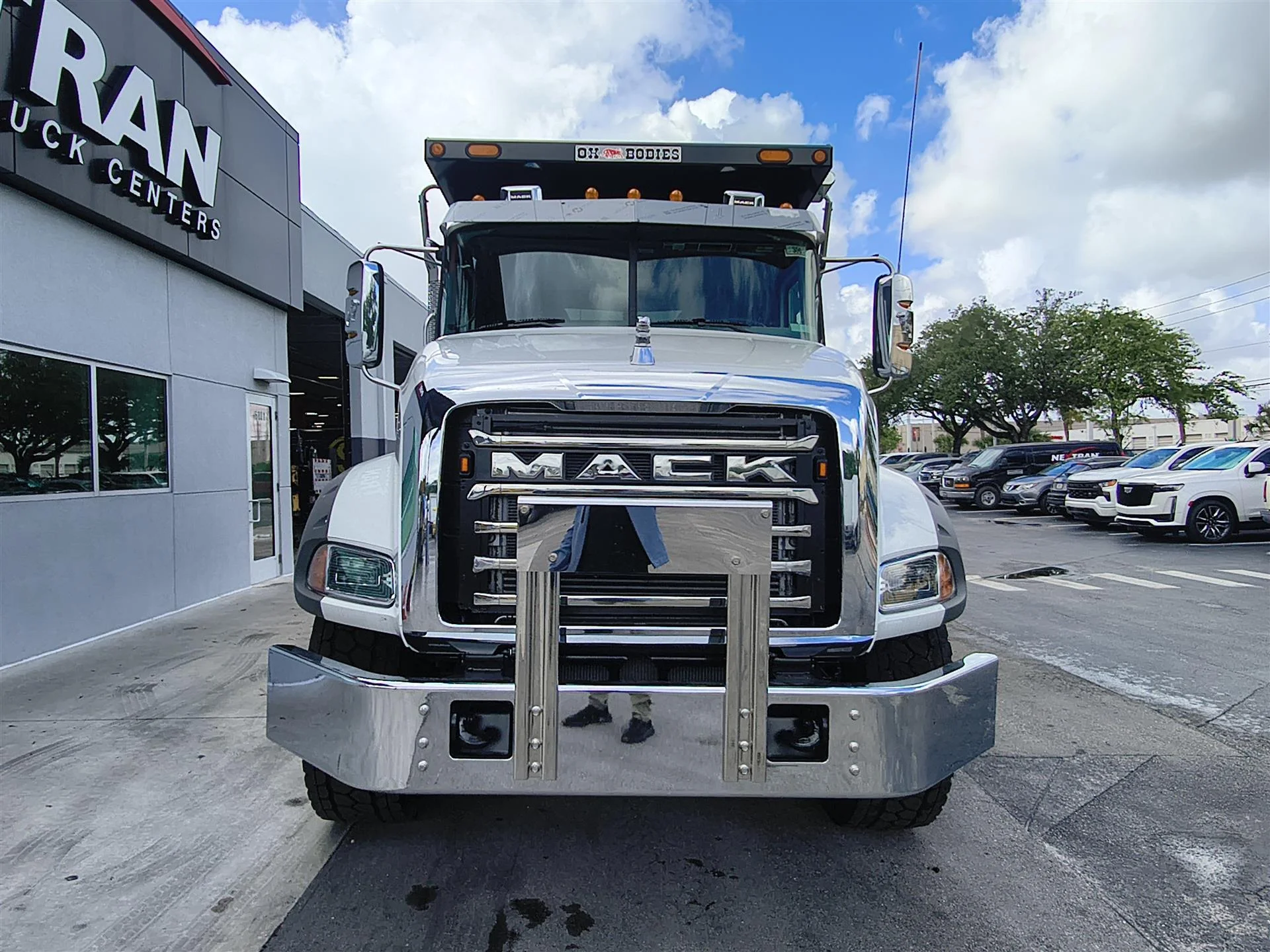 2026 Mack Granite in Miami, FL — photo 2