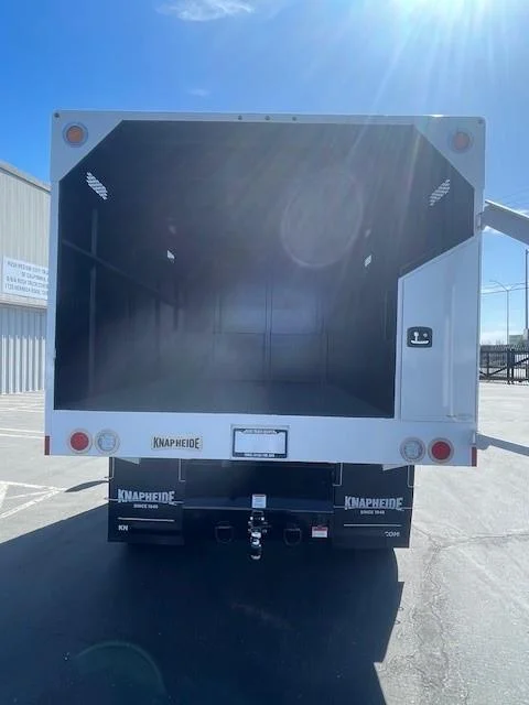 2025 Ford F-650 — photo 13