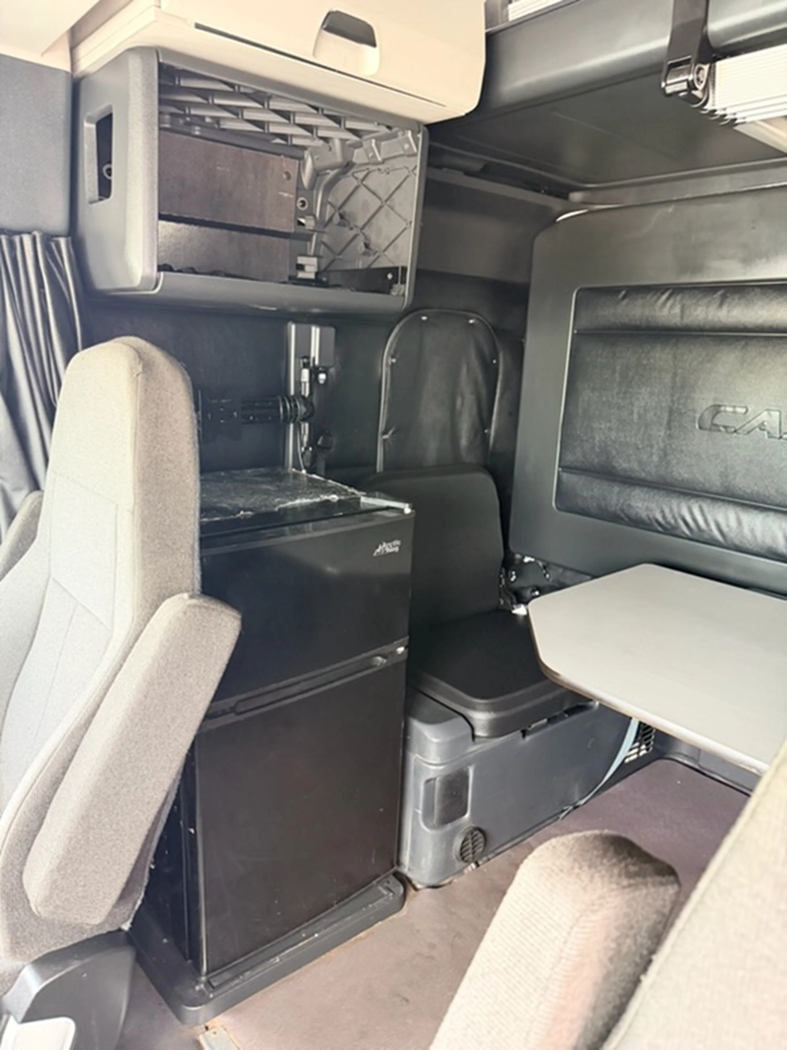 2024 Freightliner Cascadia - image 11