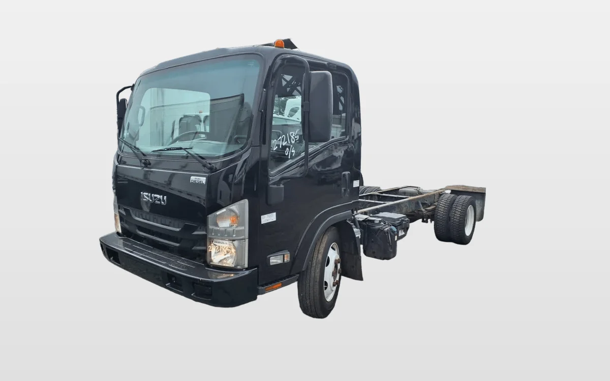 2020 Isuzu NRR - image 1