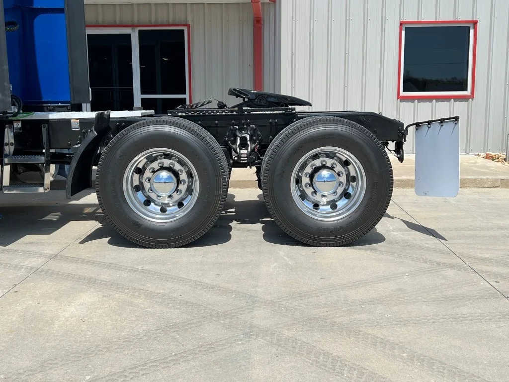 2022 Peterbilt 579 - image 15