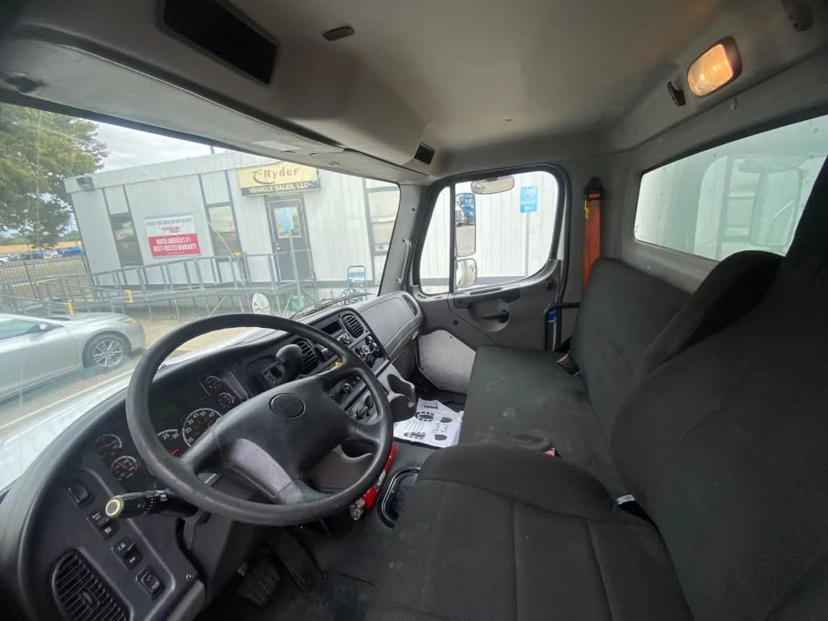 2020 Freightliner M2 106 in West Sacramento, CA — photo 7