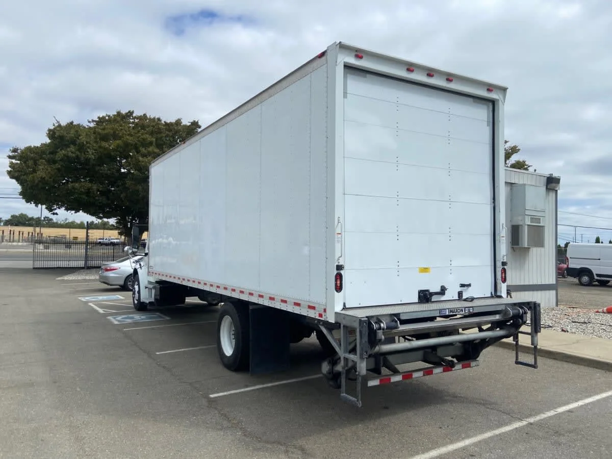 2020 Freightliner M2 106 in West Sacramento, CA — photo 6