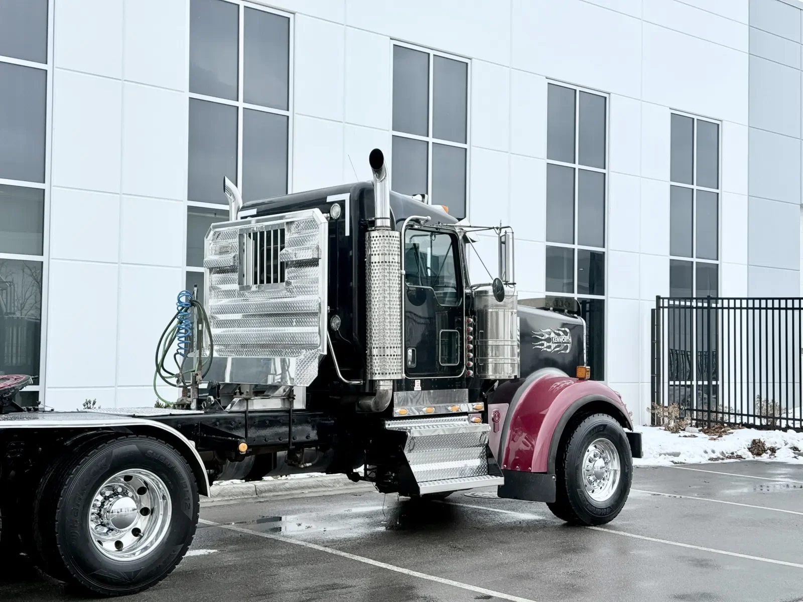 2016 Kenworth W900 - image 7