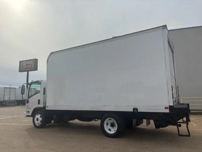 2022 Isuzu NPR - image 5