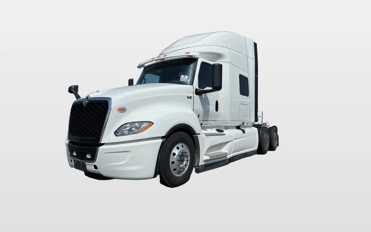 2025 International LT - image 1