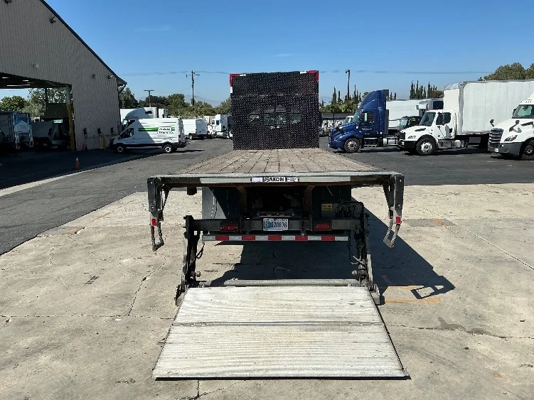 2019 Freightliner M2 106 in Ontario, CA — photo 9