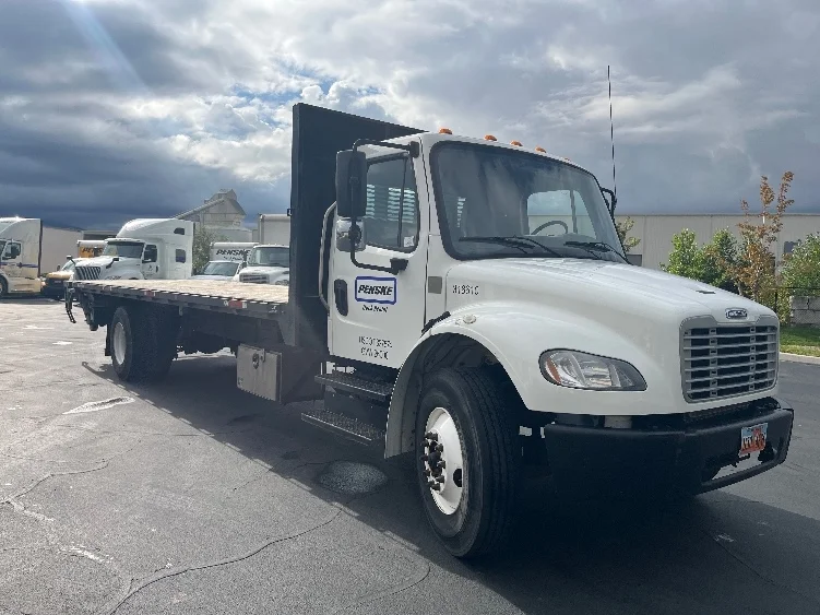 2019 Freightliner M2 106
