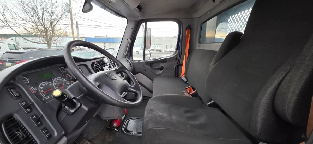 2021 Freightliner M2 106 in Bensalem, PA — photo 7