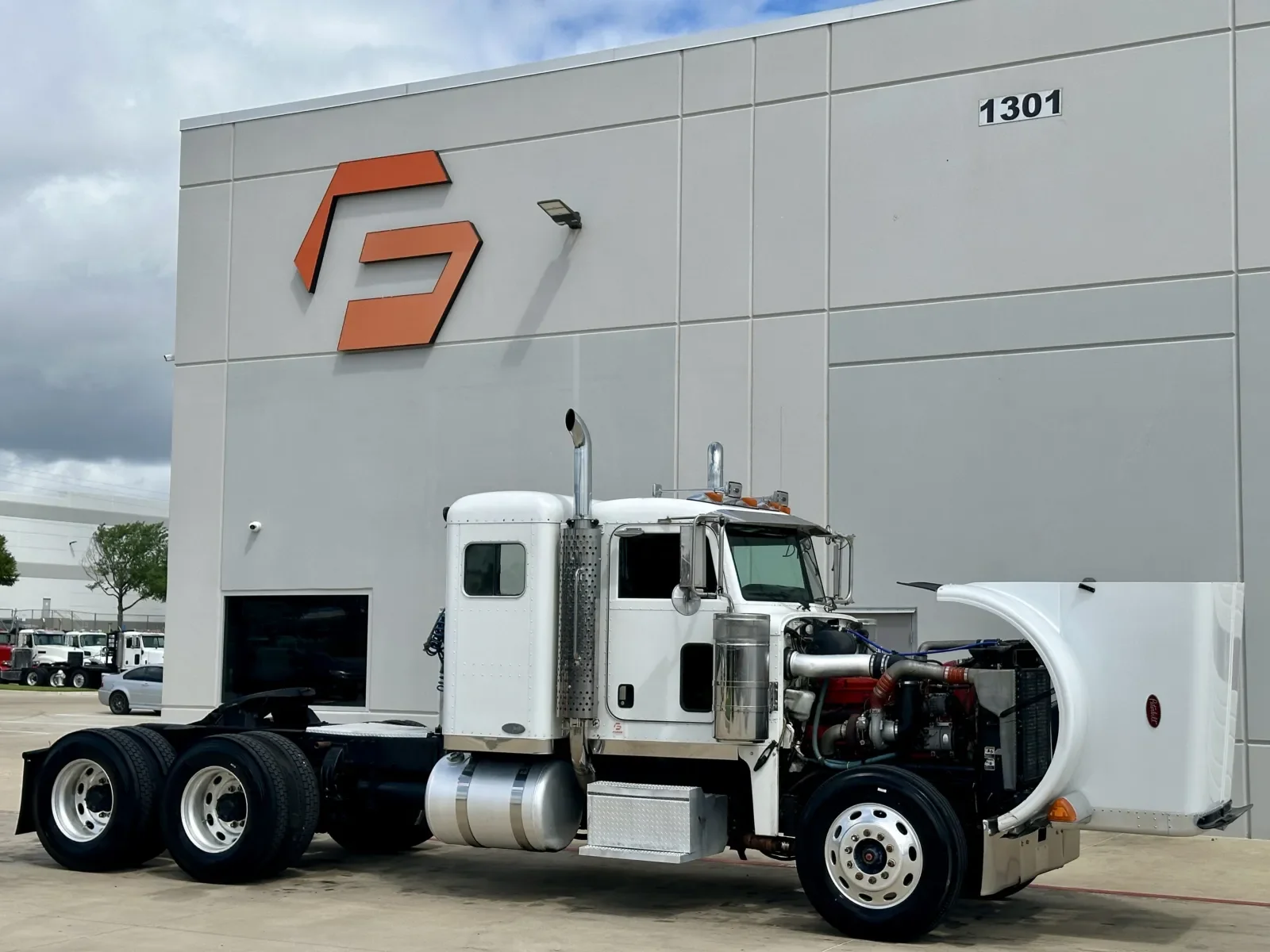 2006 Peterbilt in Hutchins, TX — photo 9