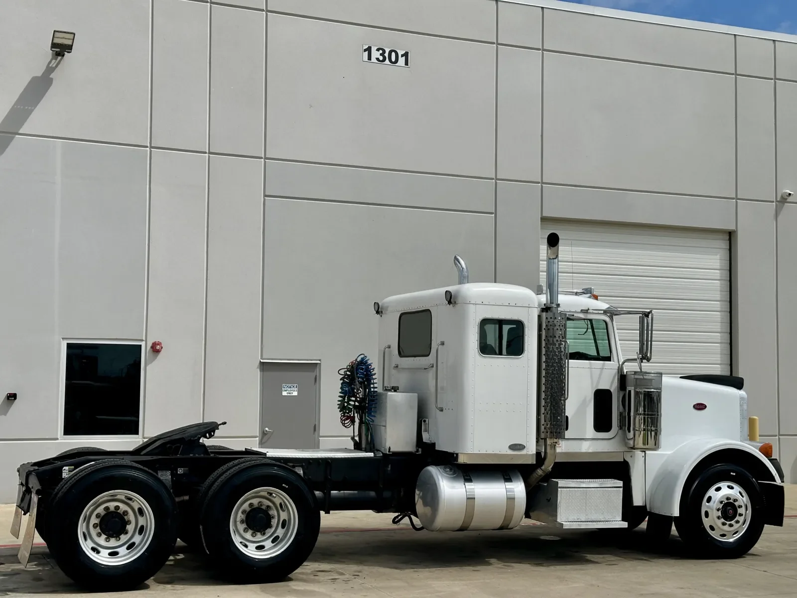 2006 Peterbilt in Hutchins, TX — photo 5