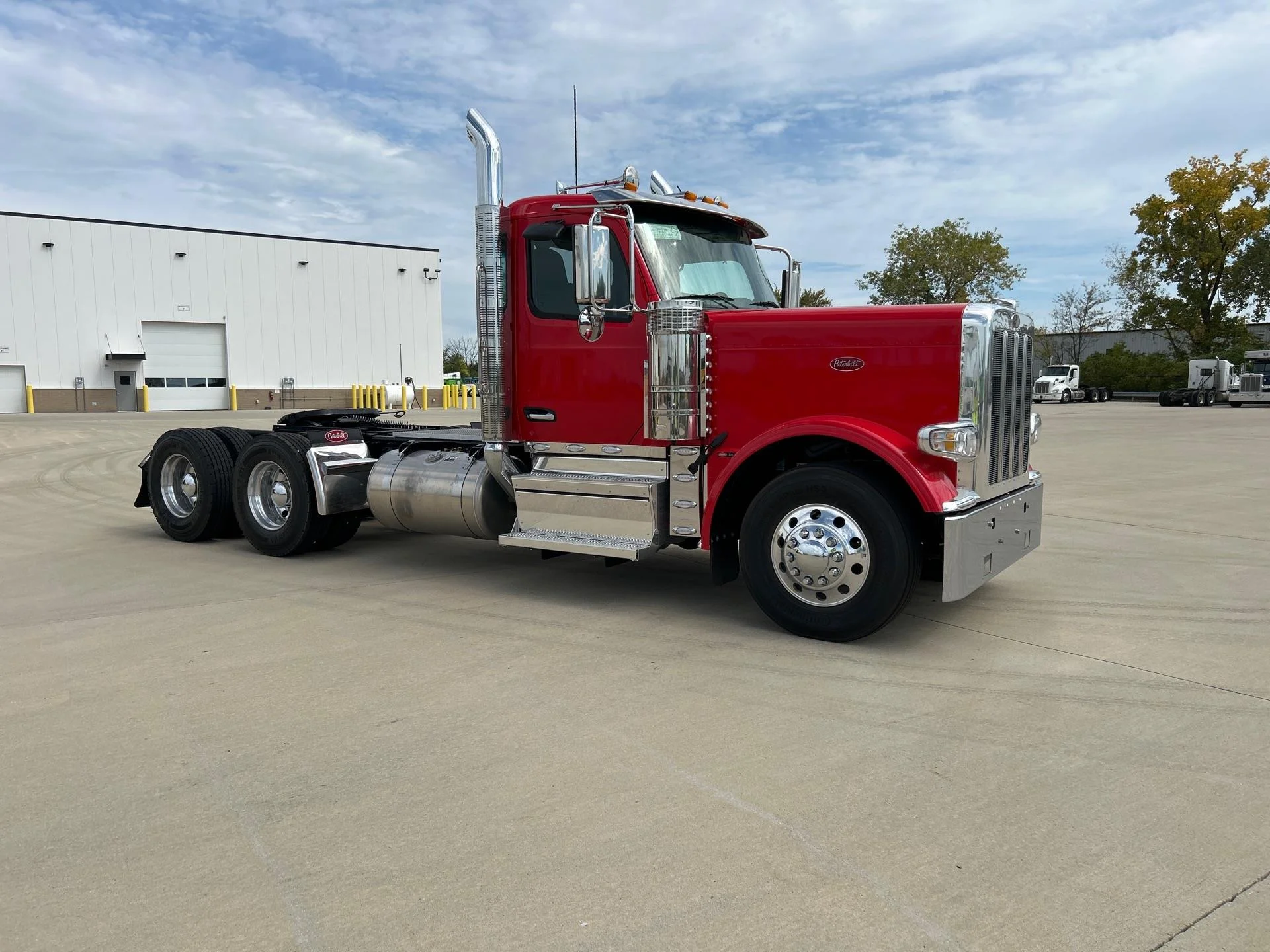 2026 Peterbilt 589 - image 5