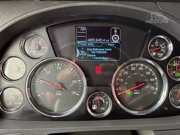 2022 Kenworth T880 - image 19