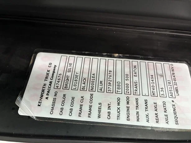 2022 Kenworth T880 - image 28
