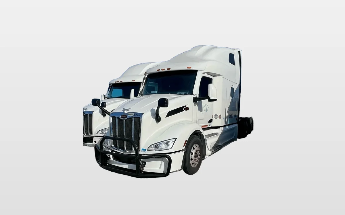 2023 Peterbilt 579 - image 1