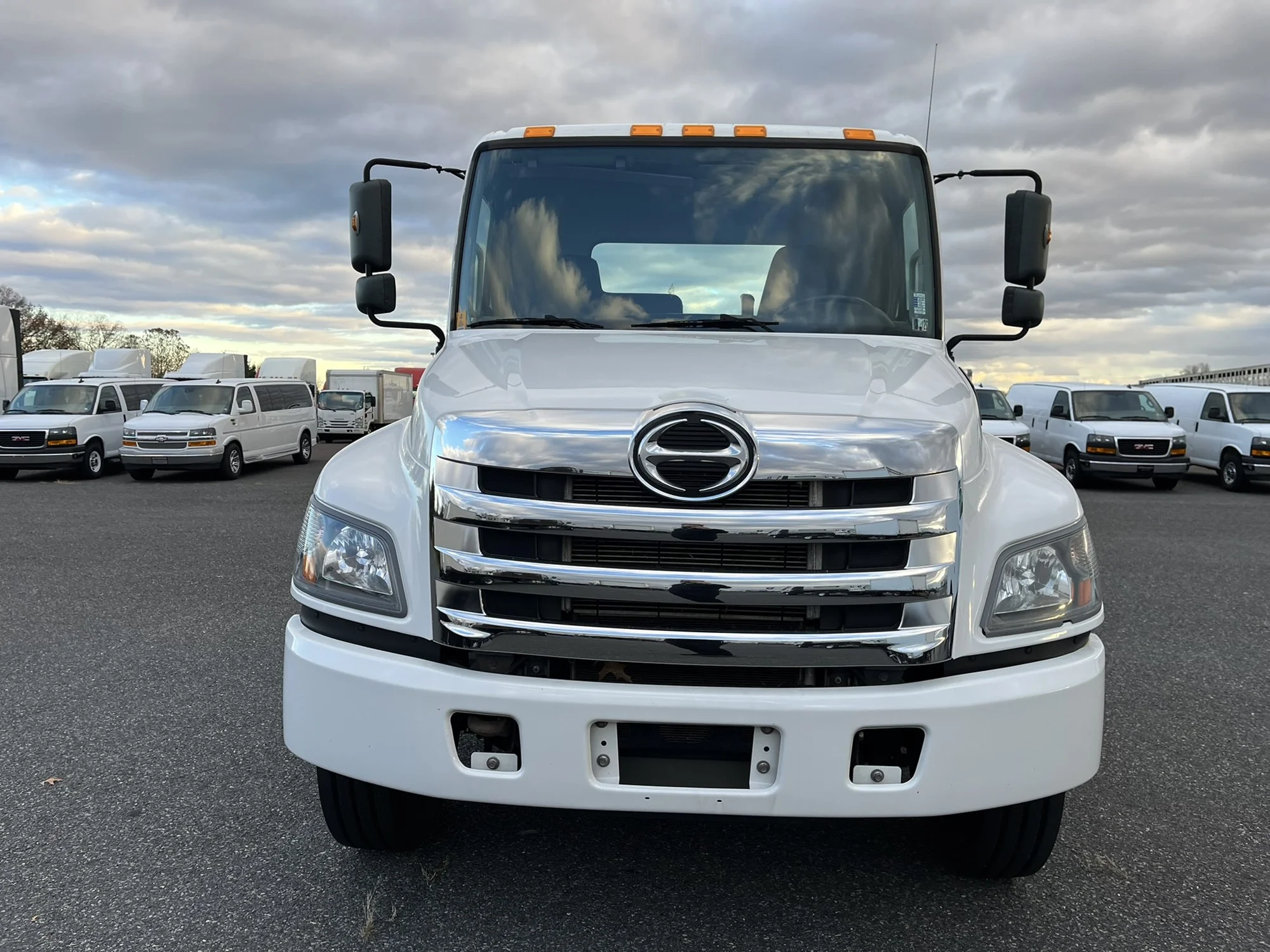 2020 Hino 338 in Souderton, PA — photo 2