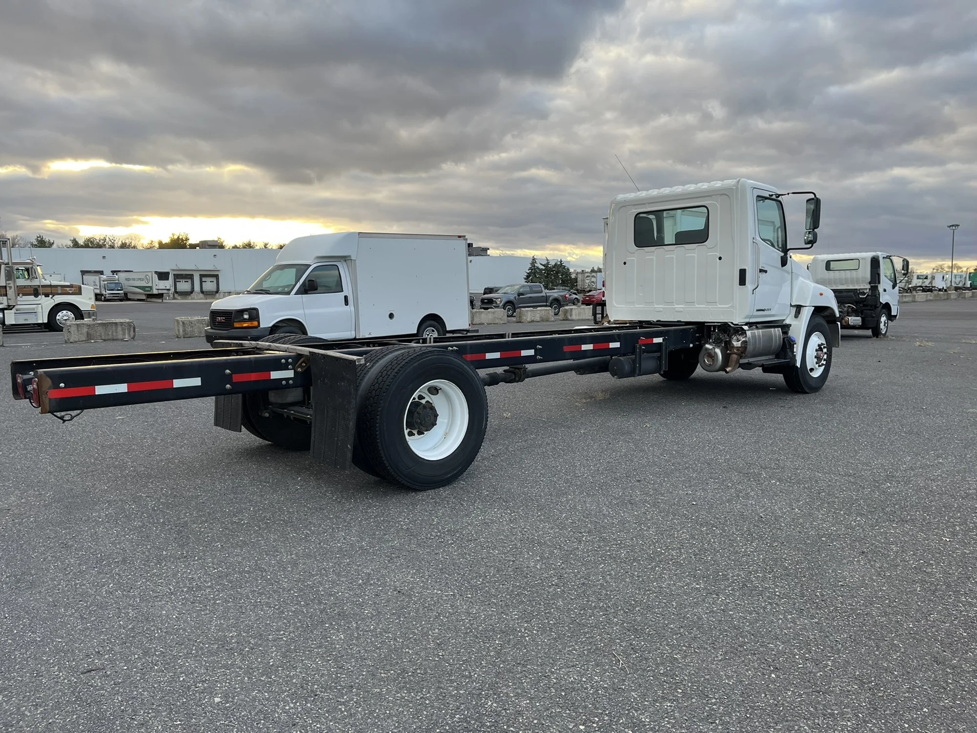 2020 Hino 338 in Souderton, PA — photo 4