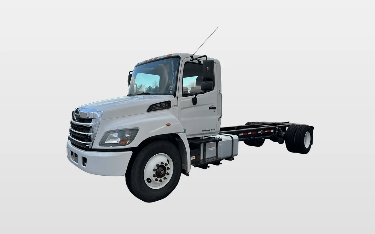 2020 Hino - image 1