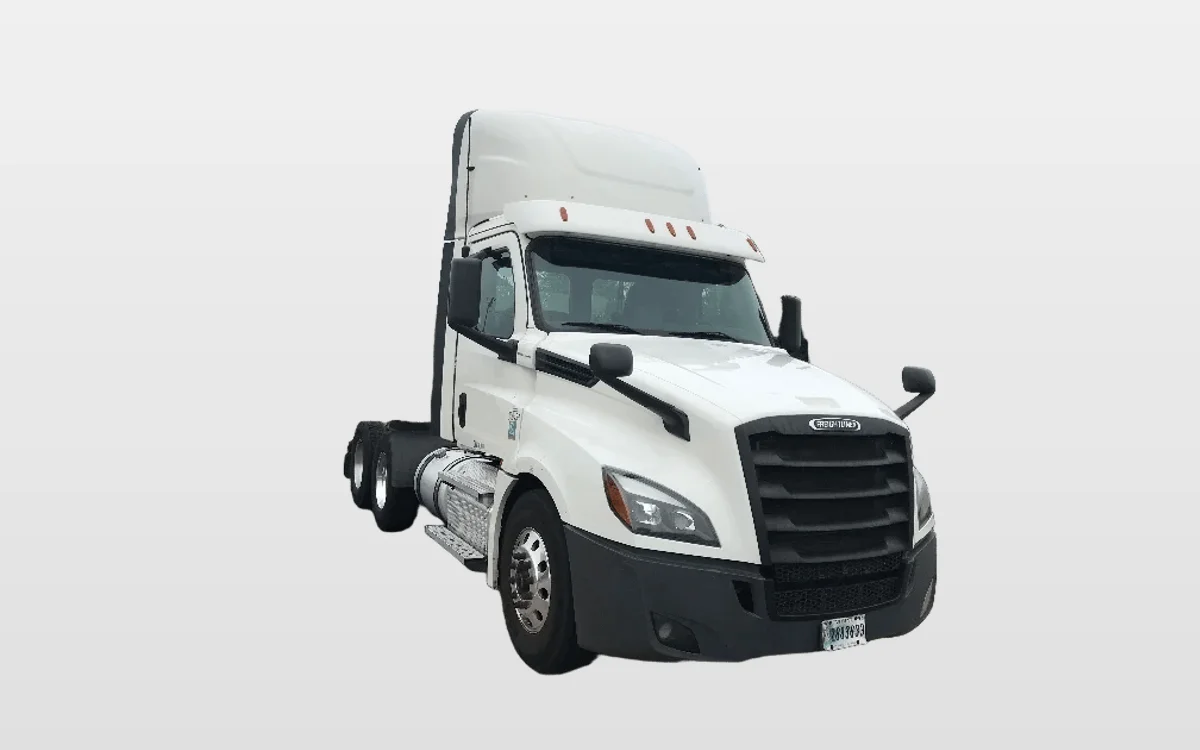 2020 Freightliner - image 1