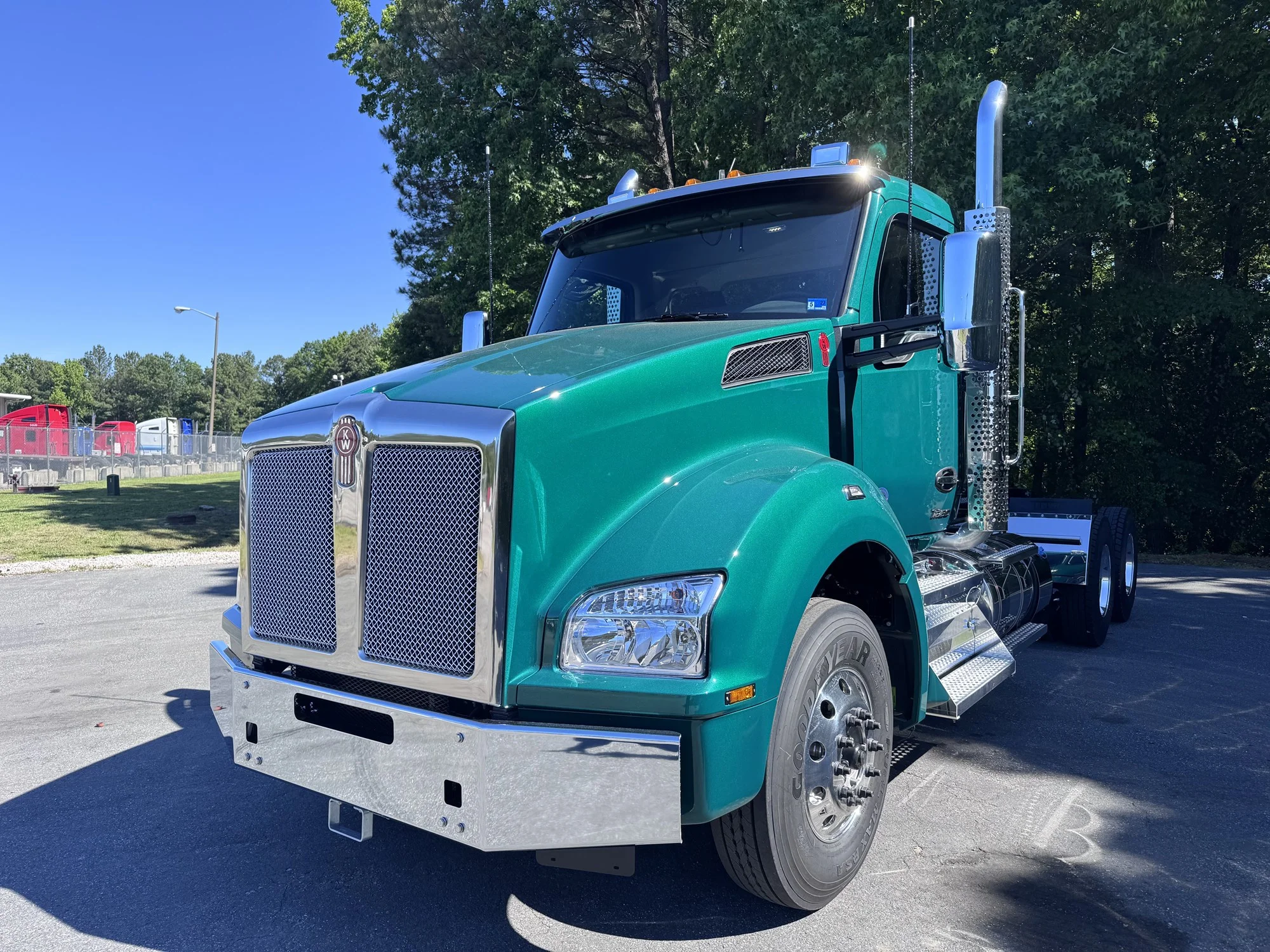 2027 Kenworth T880 in Richmond, VA