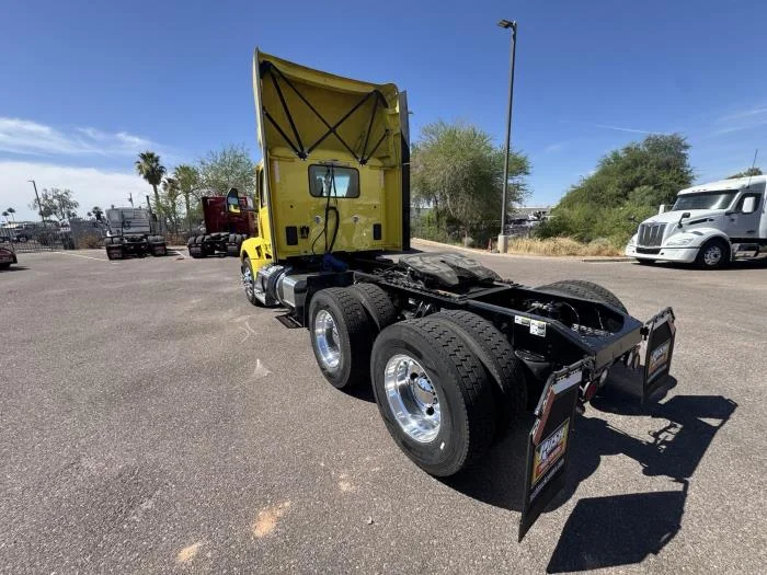 2023 Peterbilt 579 — photo 9
