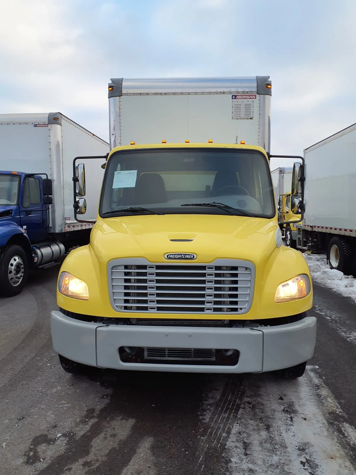 2016 Freightliner M2 106 in Bolingbrook, IL — photo 2
