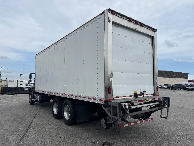 2021 Freightliner M2 106 - image 6