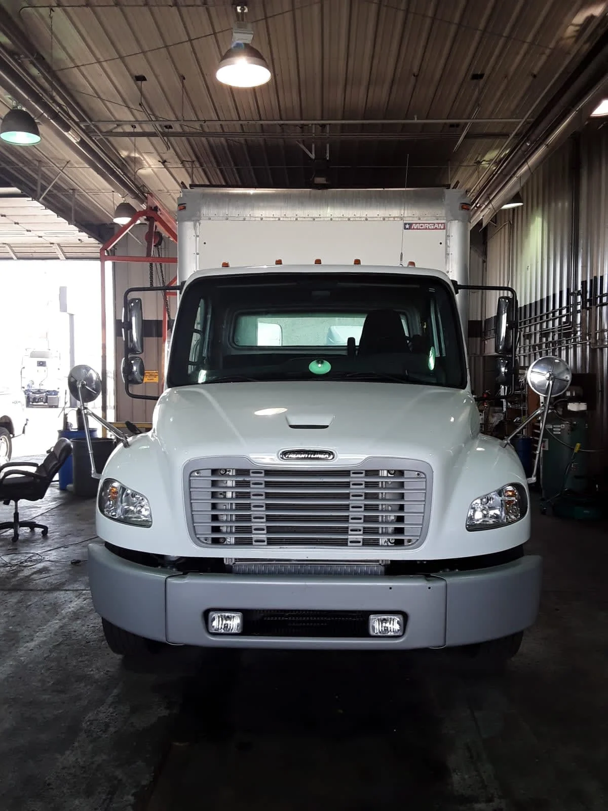 2019 Freightliner M2 106 in Memphis, TN — photo 2