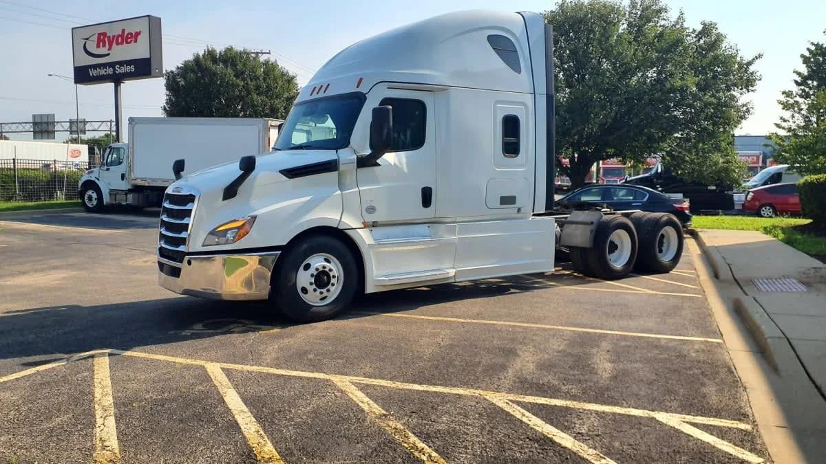 2022 Freightliner Cascadia in Bolingbrook, IL
