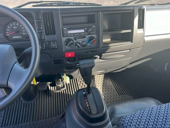 2024 Isuzu NRR in Austin, TX — photo 9
