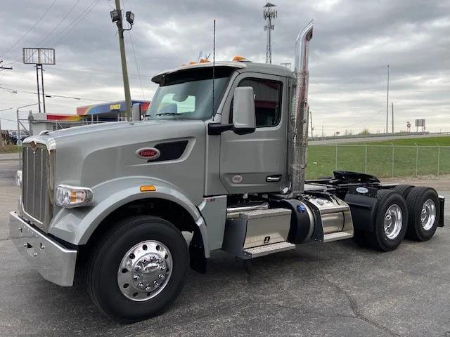 2027 Peterbilt 567