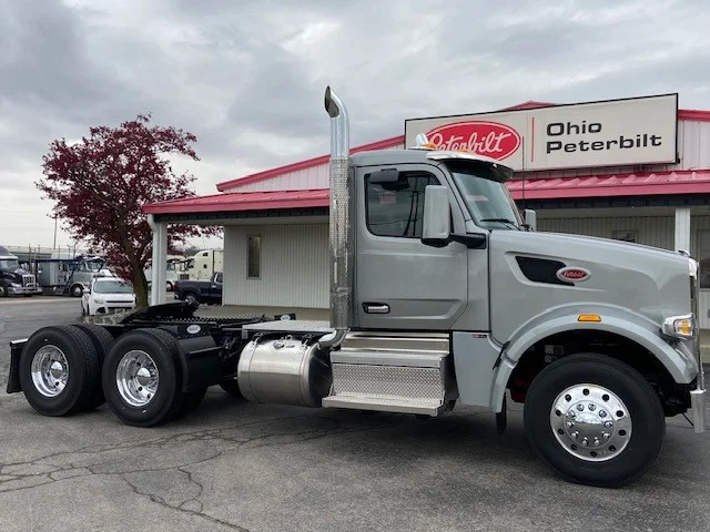 2027 Peterbilt 567 in Lima, OH — photo 2