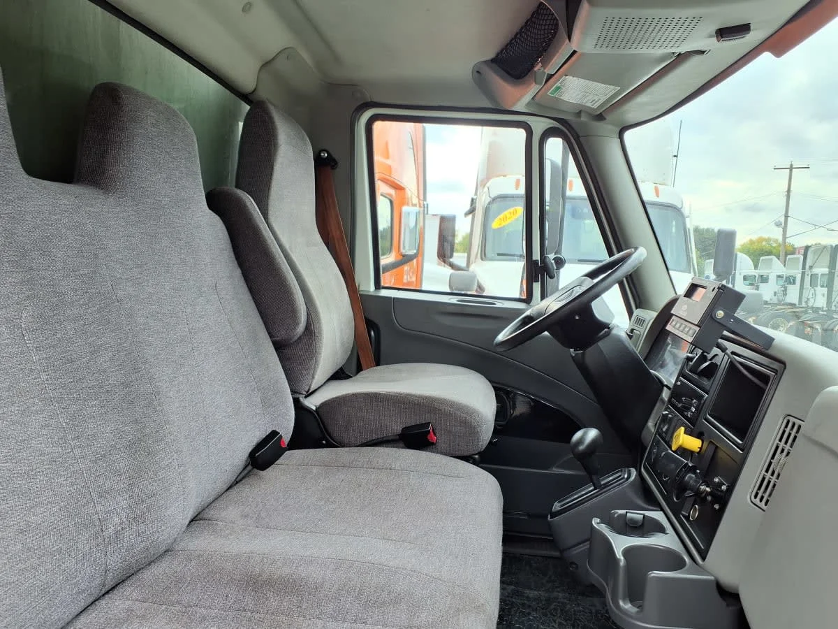 2017 International 4300 in Minneapolis, MN — photo 8