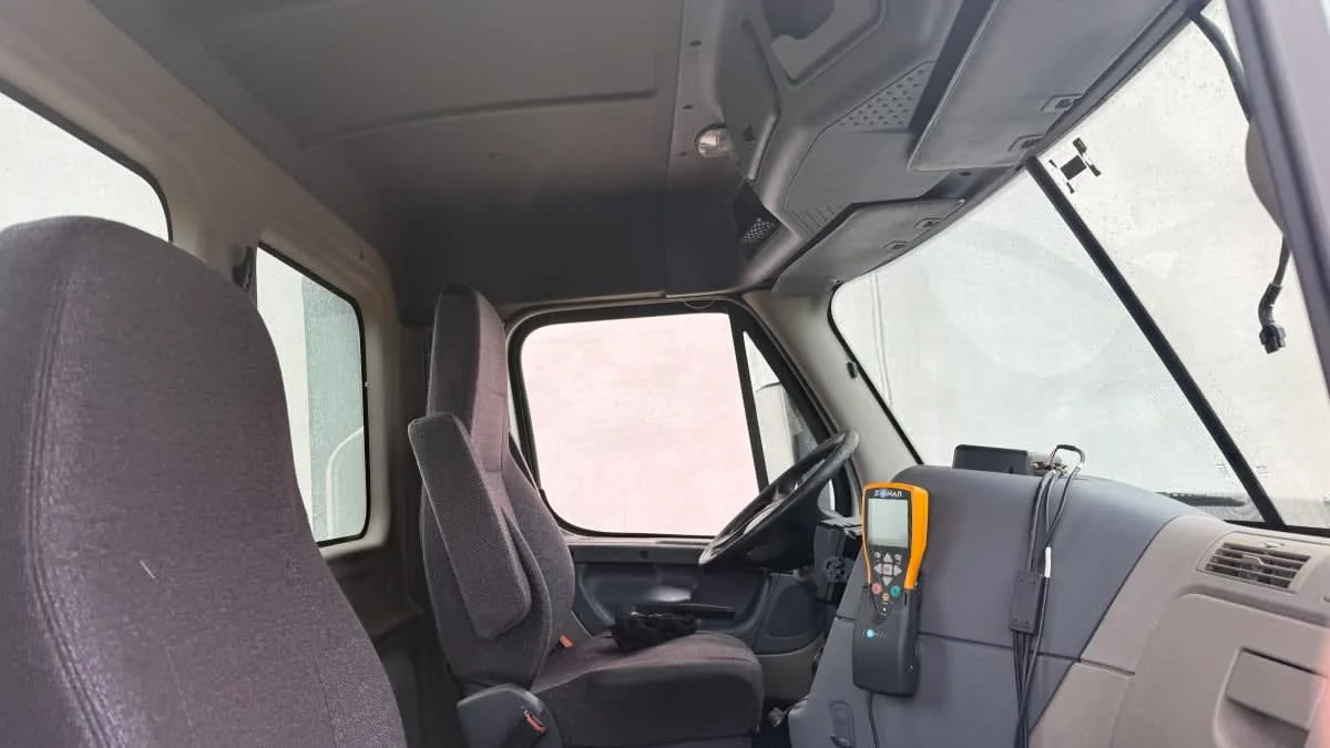 2017 Freightliner Cascadia in Oklahoma City, OK — photo 7