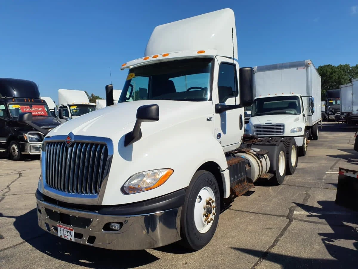2019 International LT
