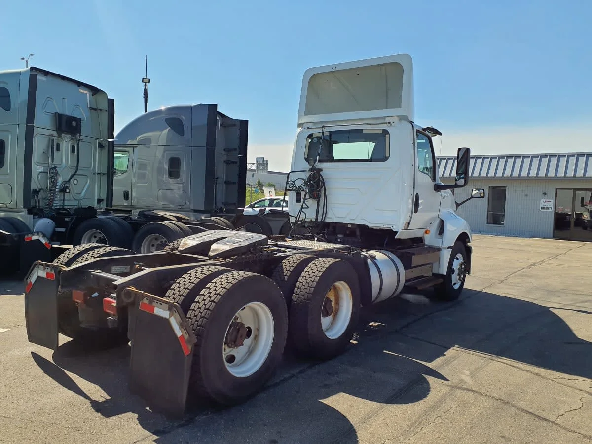 2019 International LT in Oak Creek, WI — photo 4