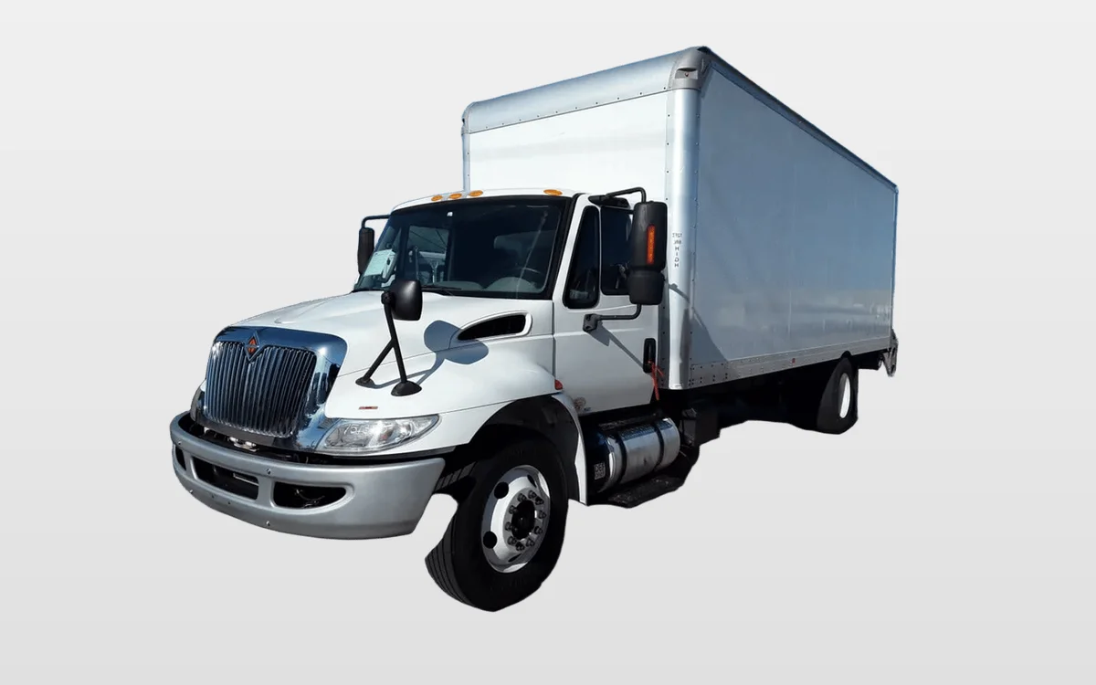 2018 International 4300 - image 1